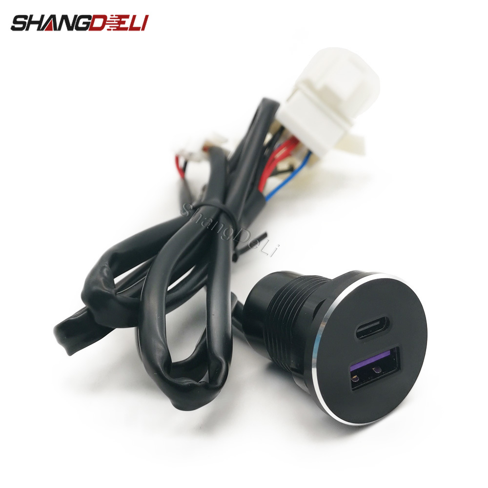 1PC Auto Dubbele USB-lader Aan - Golf Equipment And Accessories recensie en prijs